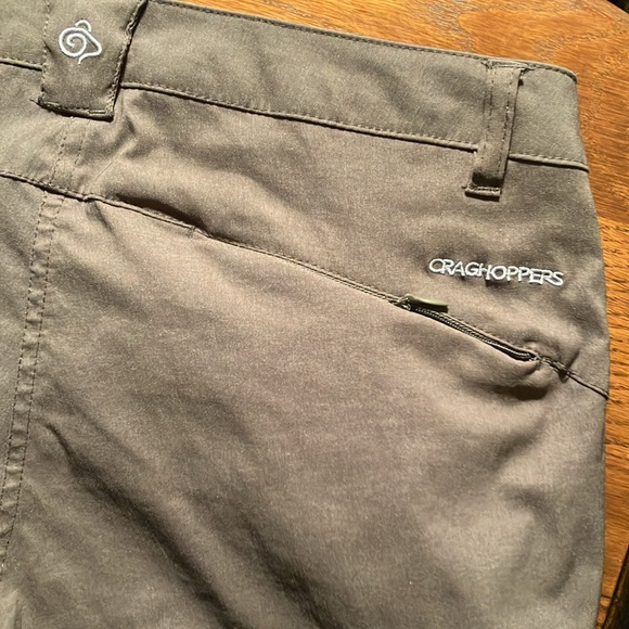 Craghoppers/ United Kingdom. Sz8. Comfy stretch/active. Lightweight/quick dry. - Picture 6 of 7
